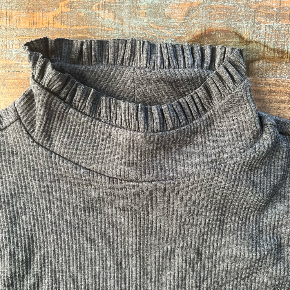 JCrew Rib Ruffle Mockneck M NWT - Picture 3 of 10